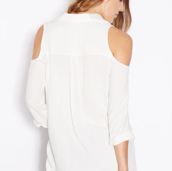 Topshop Cutout Shoulder blouse size 4 - Picture 6 of 6